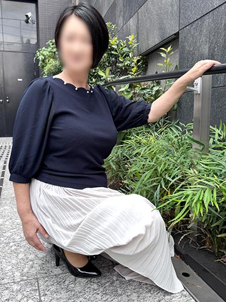 つき
